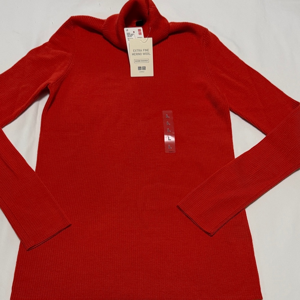 Uniqlo Orange Turtleneck Merino Wool Sweater L NWT